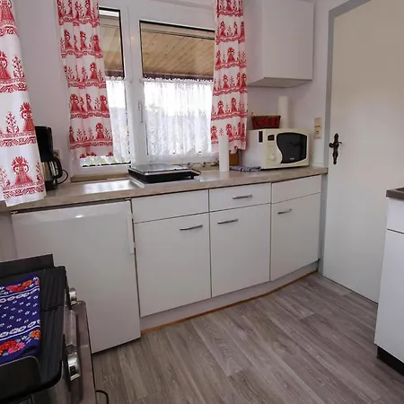 Ferienhaeusel, Oybin, Cleaning Included Tatil Evi *