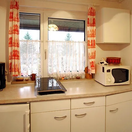 Ferienhaeusel, Oybin, Cleaning Included 펜션 *